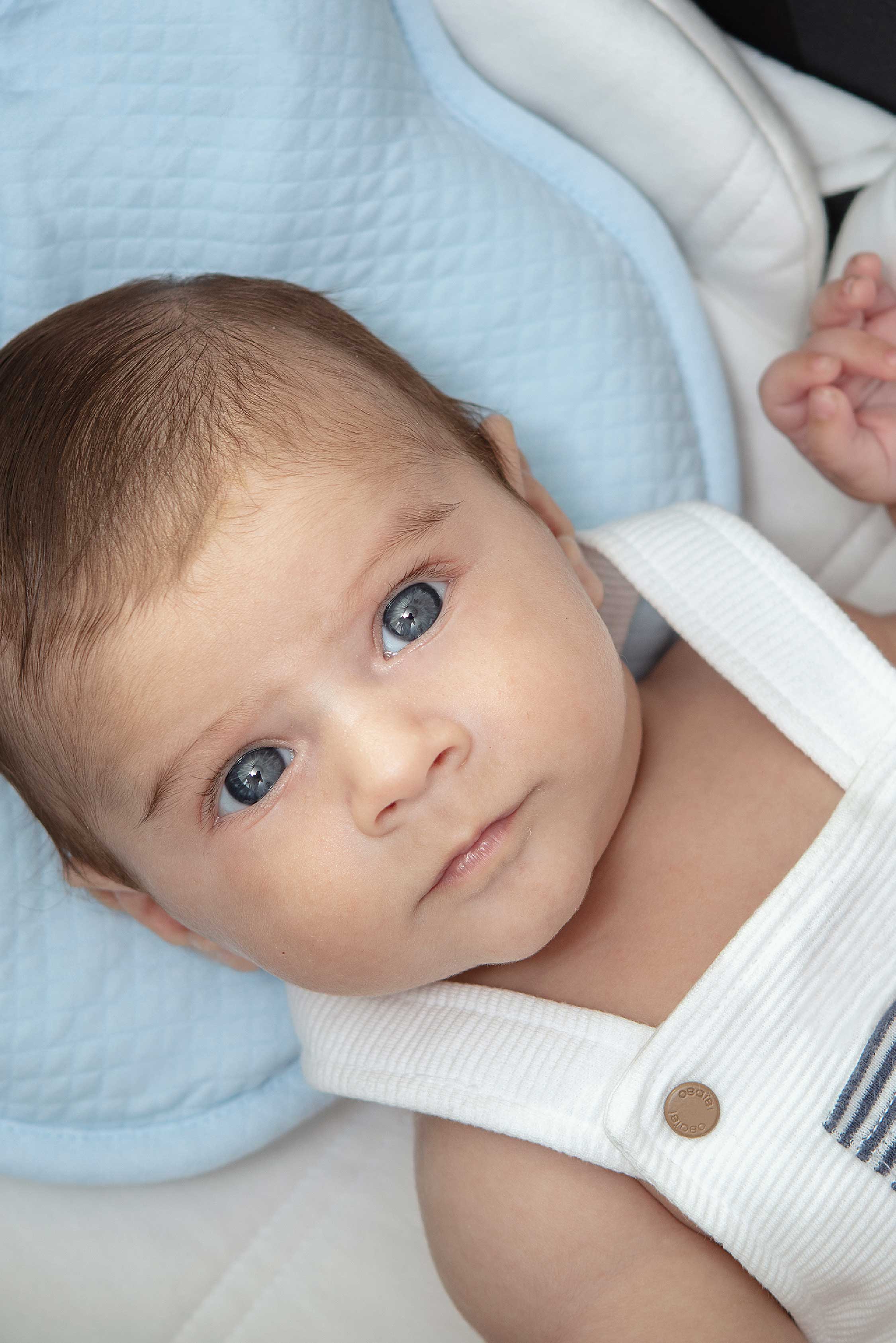 PERFECT HEAD Pillow for Plagiocephaly - Light Blue - Image 4
