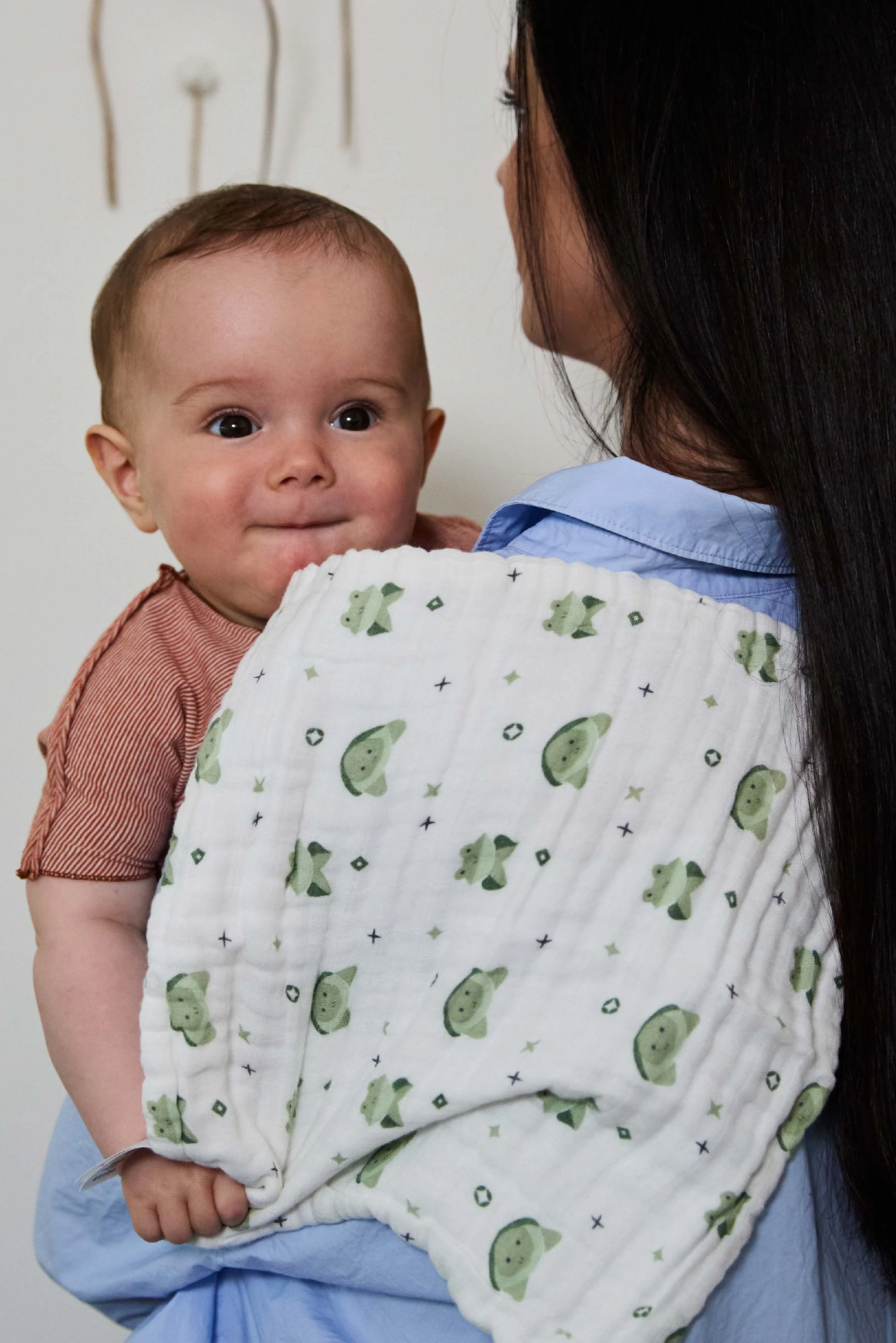 SOFT TOUCH 50x25 Newborn muslin cloths - Sage Green - Image 4